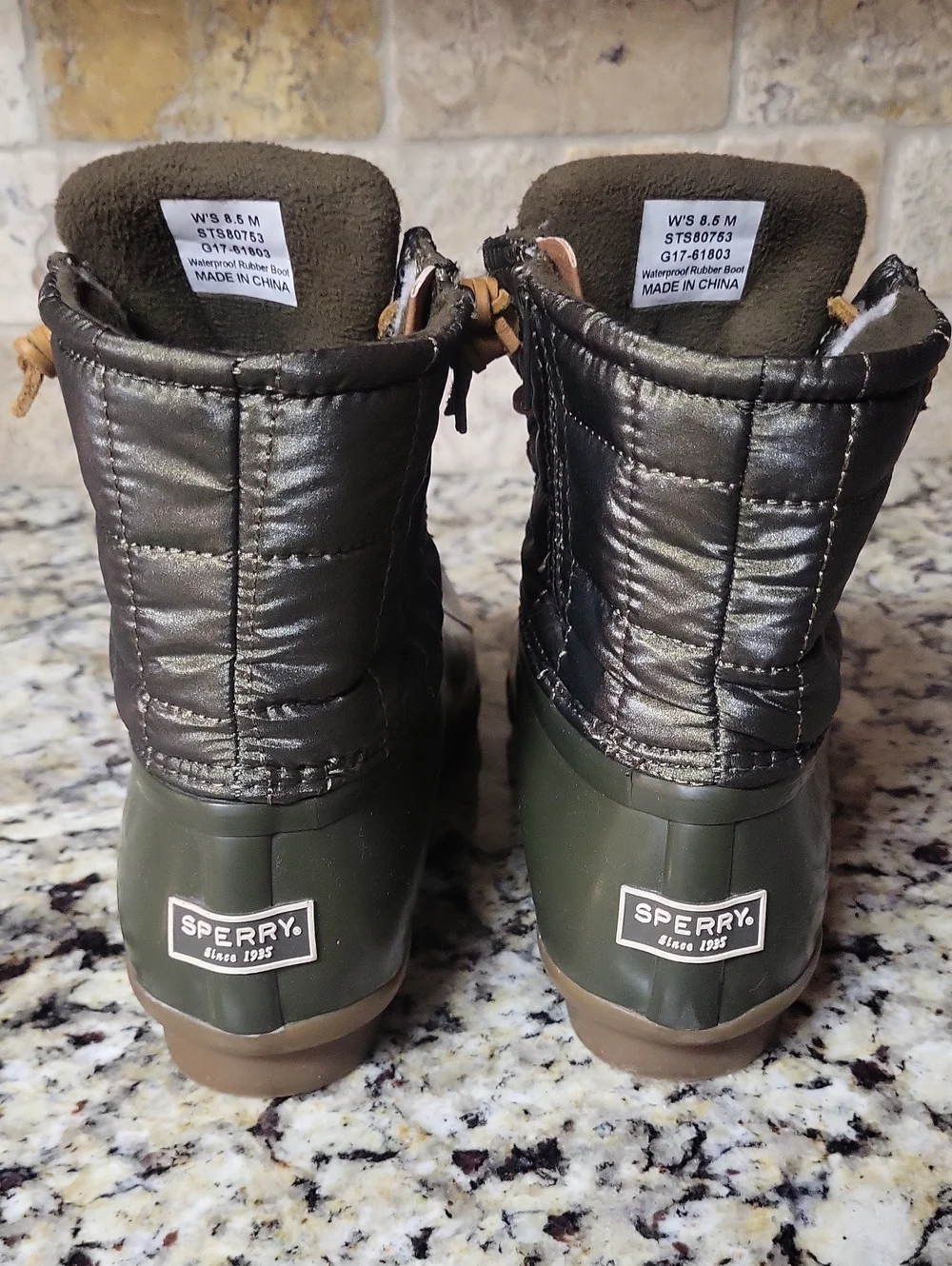 Sperry Saltwater Quilted Duck Boots Women's 8.5